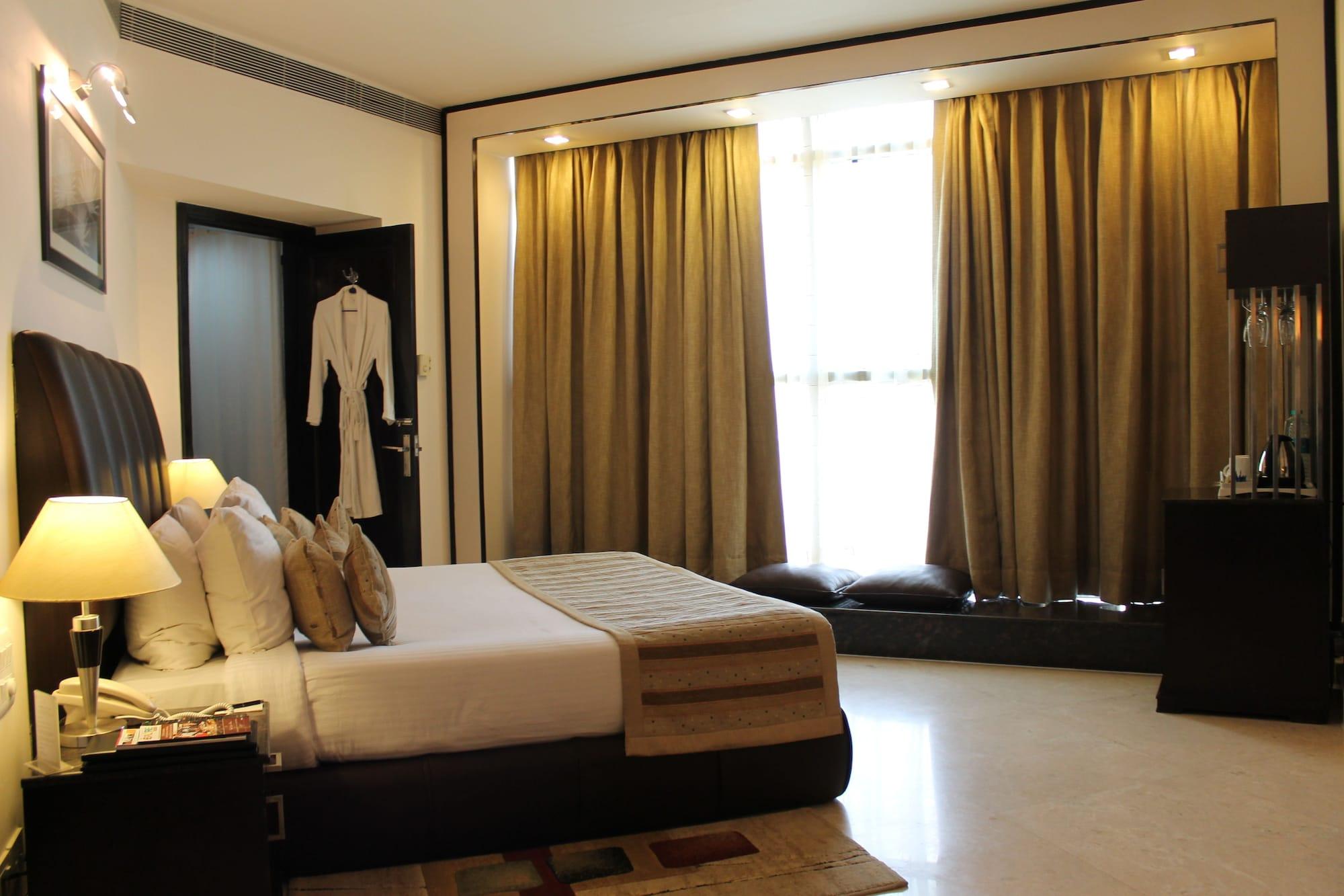 Hotel Shanti Palace Mahipalpur New Delhi Ngoại thất bức ảnh