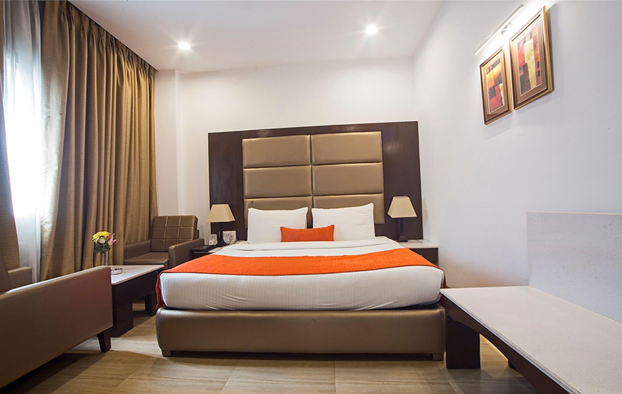 Hotel Shanti Palace Mahipalpur New Delhi Ngoại thất bức ảnh
