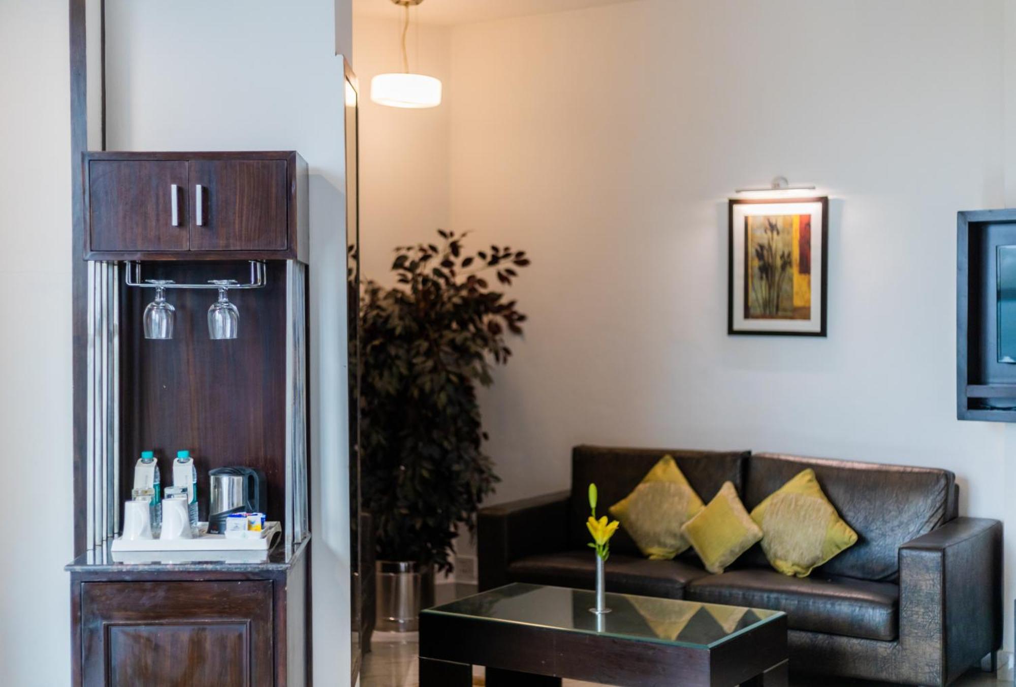 Hotel Shanti Palace Mahipalpur New Delhi Ngoại thất bức ảnh