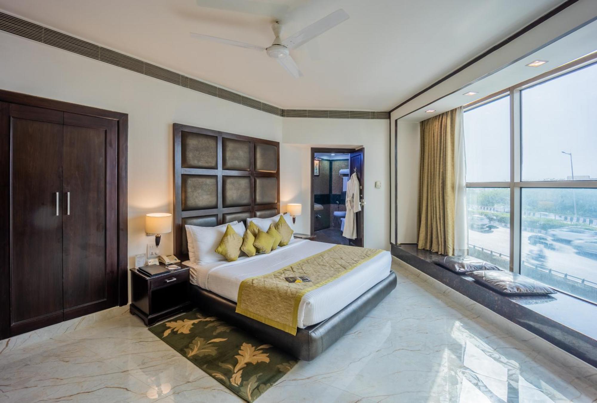 Hotel Shanti Palace Mahipalpur New Delhi Ngoại thất bức ảnh